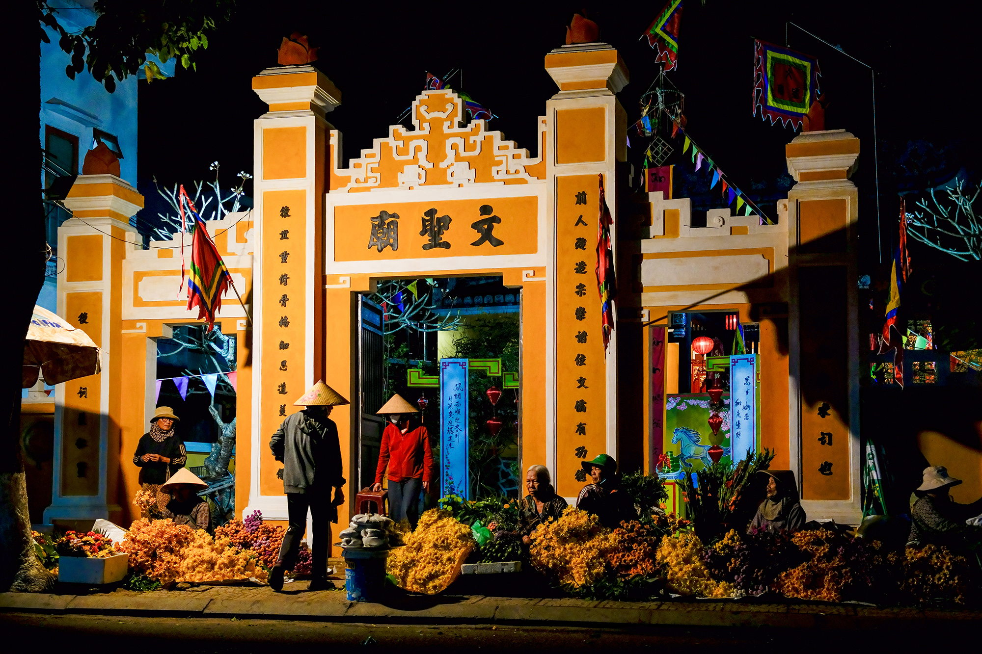 Đêm Chợ Xuân - Tác phẩm đạt top 50 trong cuộc thi Vietnam Snap by Sony